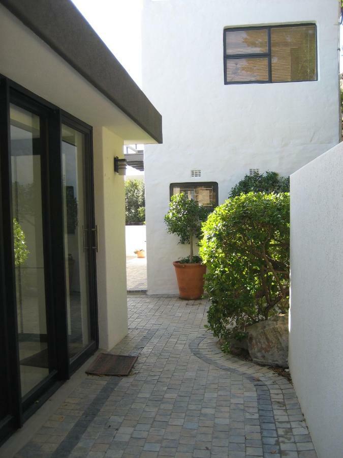 Camps Bay Cosy Accommodation Le Cap Extérieur photo